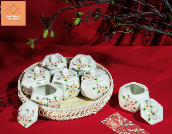 MẪU HŨ MỨT NGŨ GIÁC HỌA TIẾT HOA