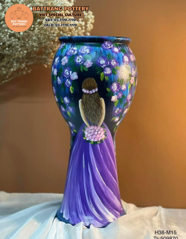 MẪU CÔ GÁI 5