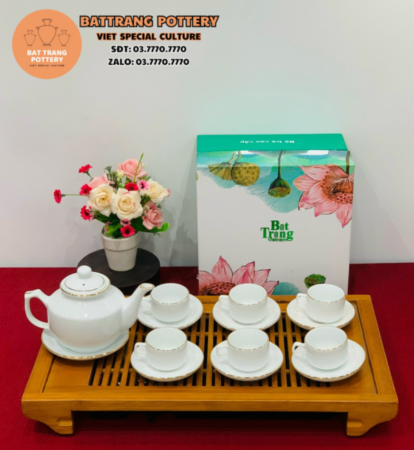 BỘ TRÀ CHỈ VÀNG MEN TRẮNG